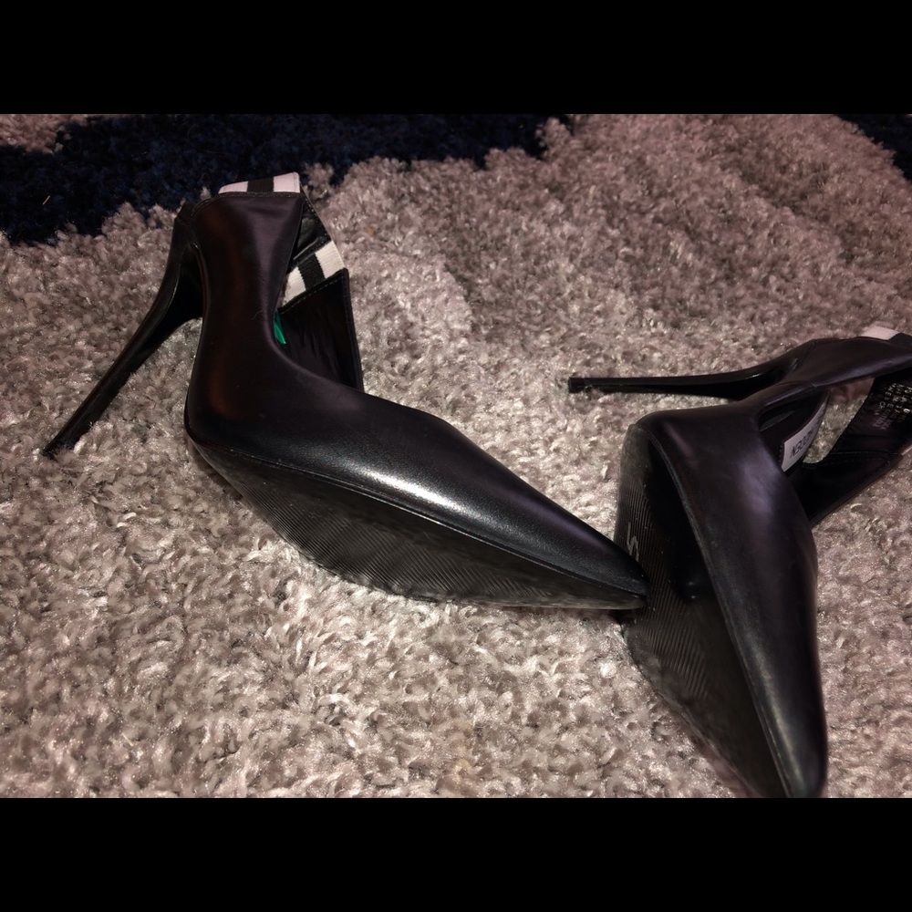 Steve Madden Darby Black Leather Varsity Slingback - Picture 6 of 8